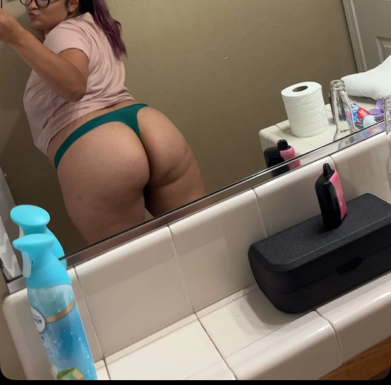 whore image 15
