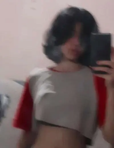 Branquinha do carbelo curto mamando gostoso cover image