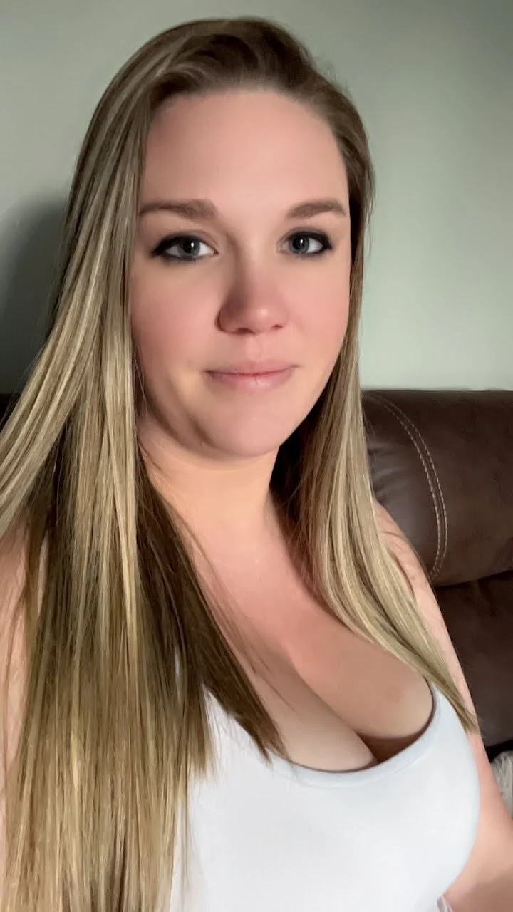Cheating Ohio Whore Wife D@niell3 image 14