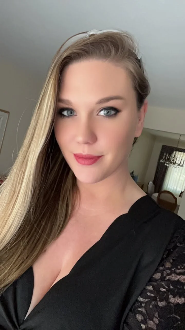 Cheating Ohio Whore Wife D@niell3 image 2