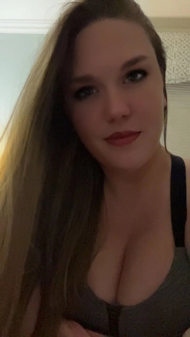 Cheating Ohio Whore Wife D@niell3 image 36