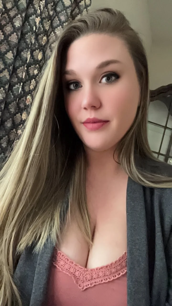 Cheating Ohio Whore Wife D@niell3 image 41