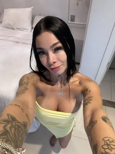 Novinha morena tatuada do job cover image