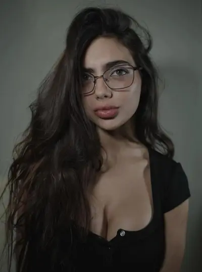 Estudante novinha Brenda Fernanda Cardoso Fitness Trindade boquete molhadinho vazou mamada cover image