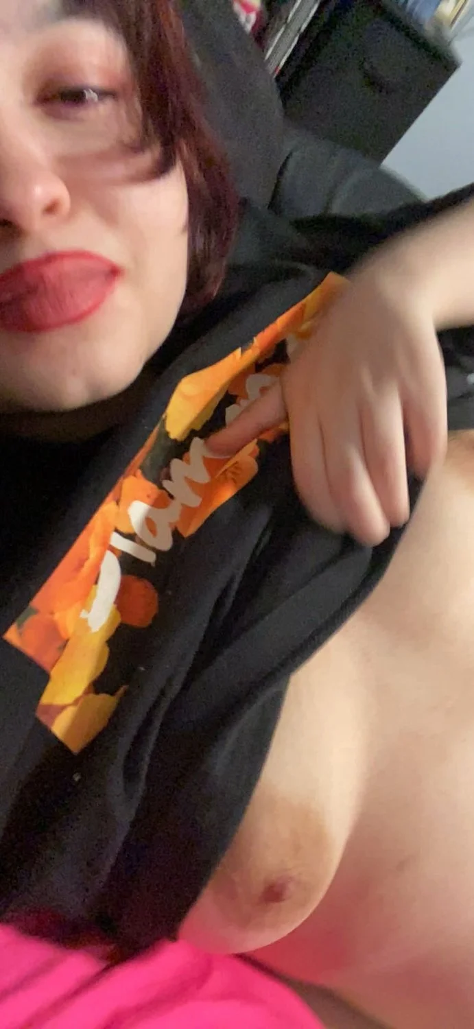 Sexy busty bitch needs BWC image 26
