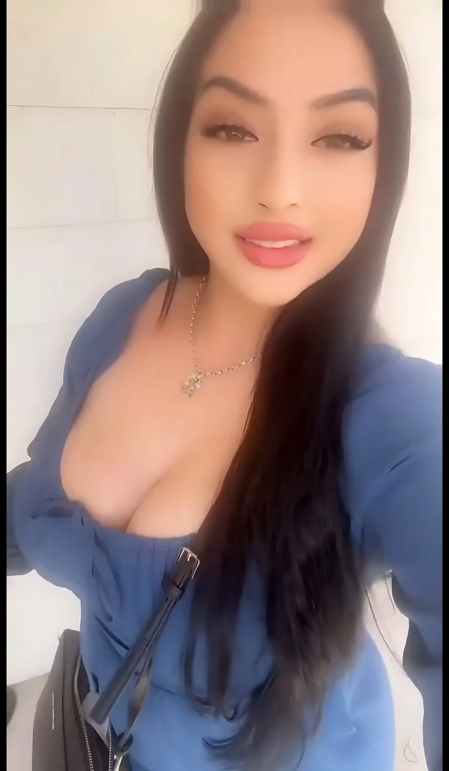 Anyone have her image 15