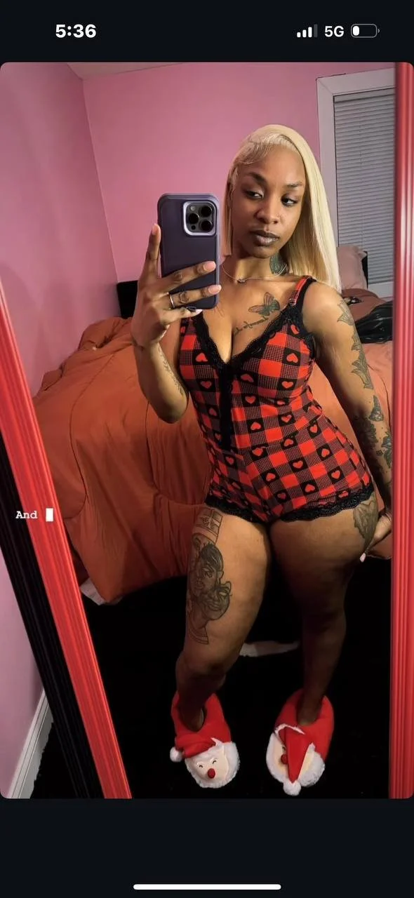 773 cee Chicagos biggest scammer loose booty thot image 3