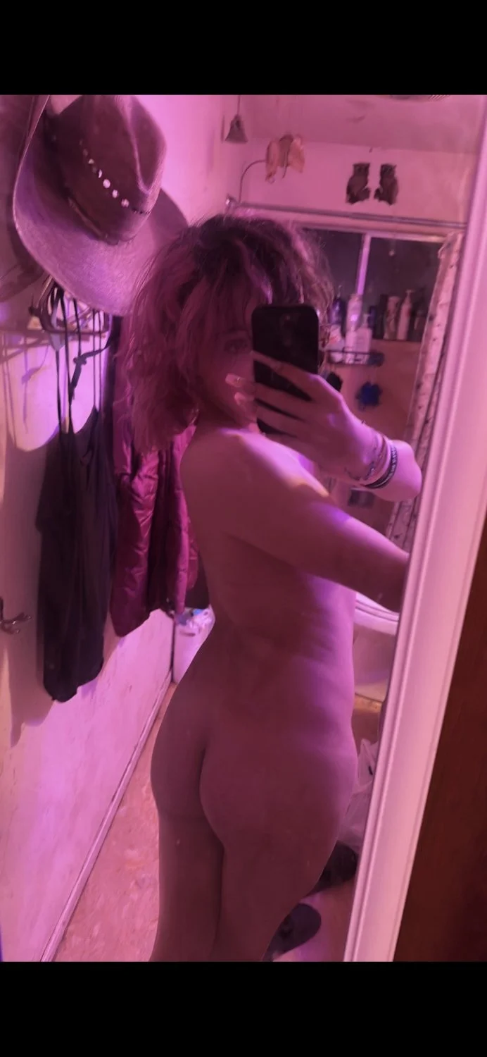 Cute femboy [ trans, ts, tranny, trap, sissy, shemale, ladyboy ] main image