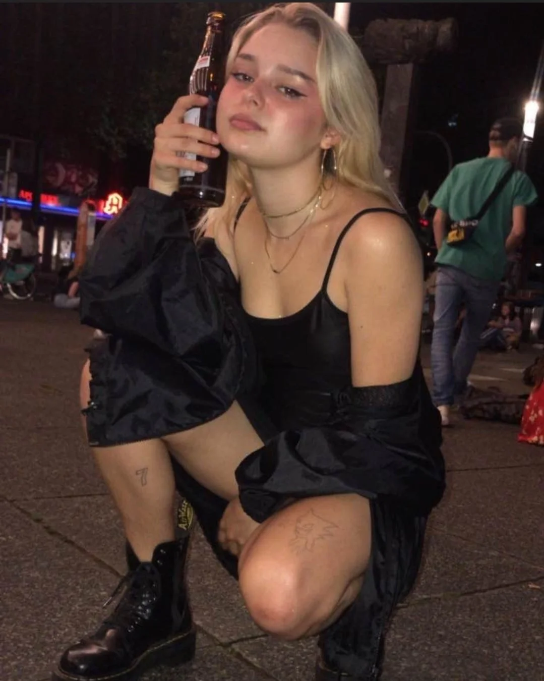 Crazy Young Sluts Pics image 13