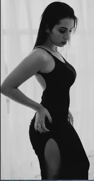 Morena deliciosa image 4