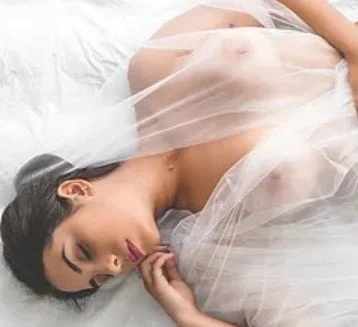 Morena deliciosa image 5