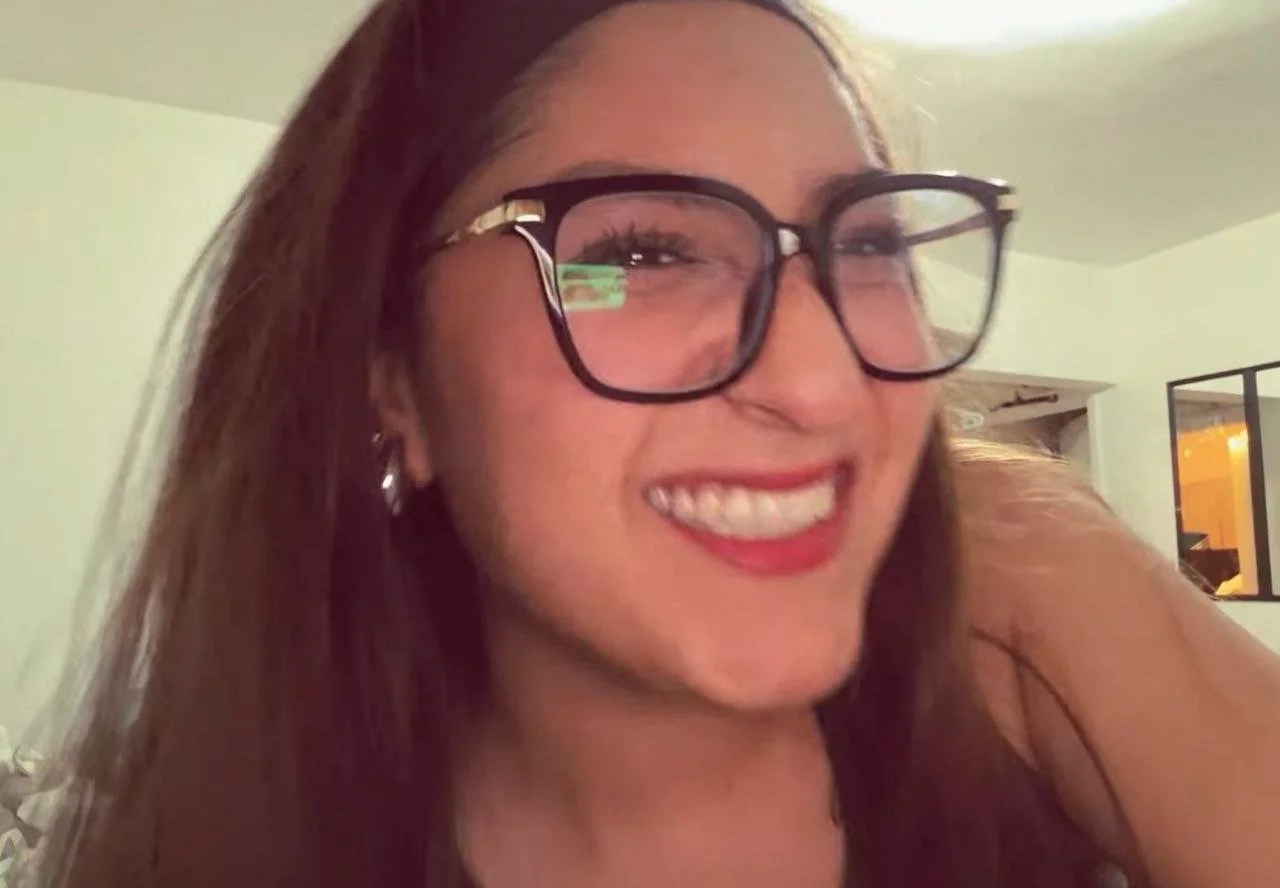 Esta puta se llama Ingrid de 18 años , es una puta promiscua adicta a chupar verga image 9