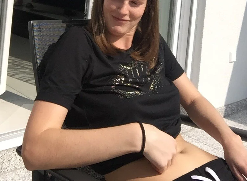 Amateur Girlfriend image 2