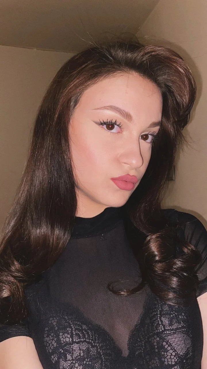 Petite Romanian slut Maria image 18