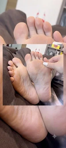Feet soles 16k image 11