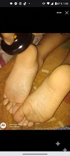 Feet soles 16k image 23
