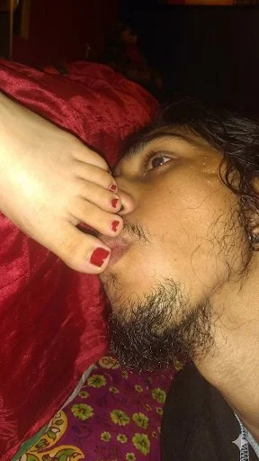 Feet soles 16k image 39
