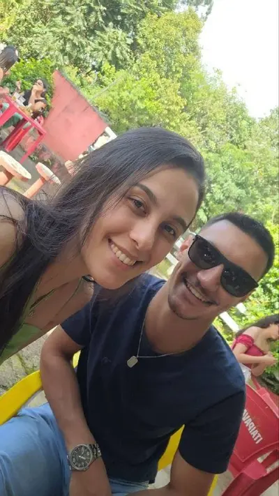 Corno gravou a esposa novinha e vazou a safada. Vazou casal erome brasil cover image