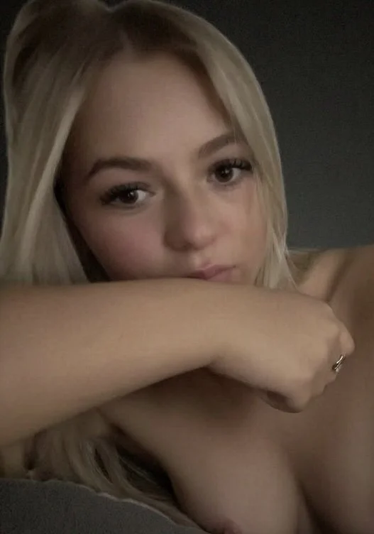 Slut image 11