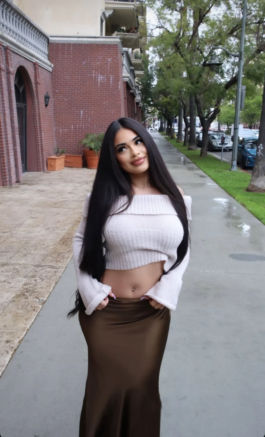 Beautiful Latina Needs a Cum Tribute image 10