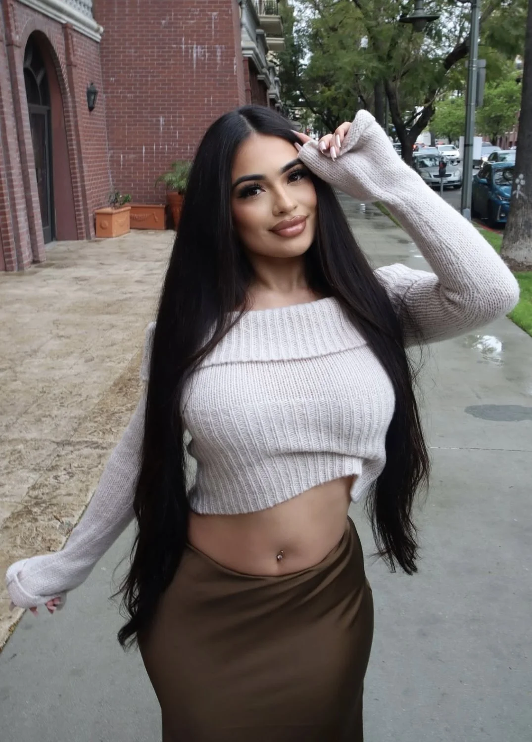 Beautiful Latina Needs a Cum Tribute image 13