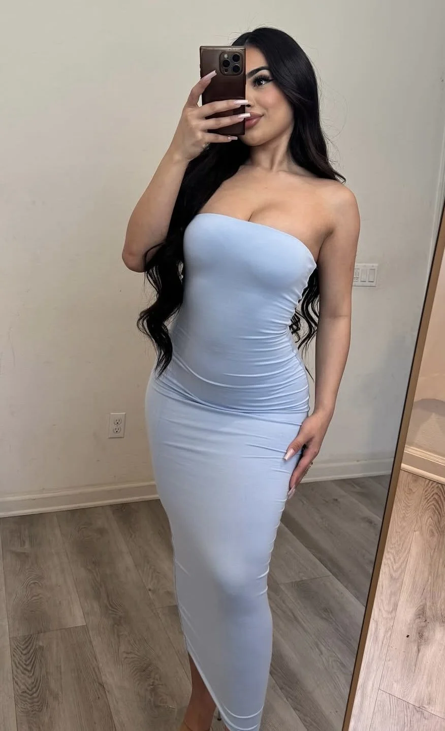 Beautiful Latina Needs a Cum Tribute image 8