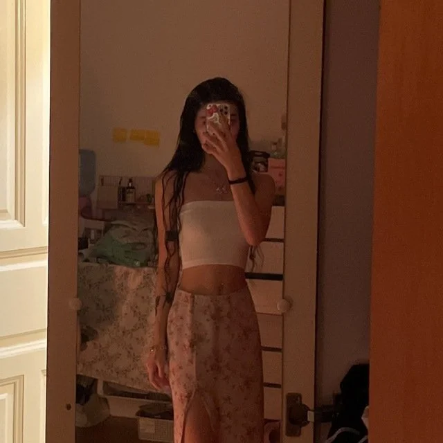 Asian Teen Gwen image 4