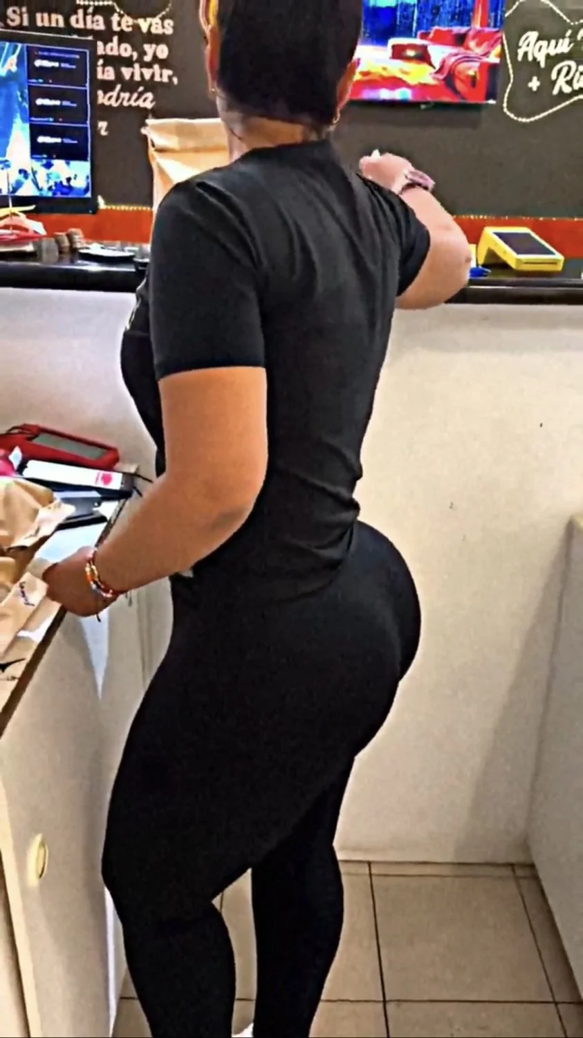 Creeper Keeper: thick cashier. Extra meat please 🤤🤤🔥🔥 image 5