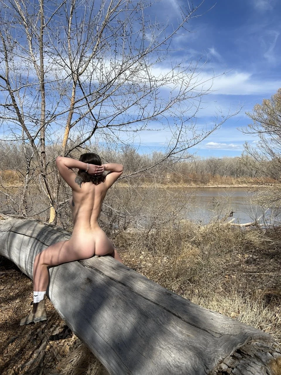 Tiny amateur gym girl from Albuquerque image 21