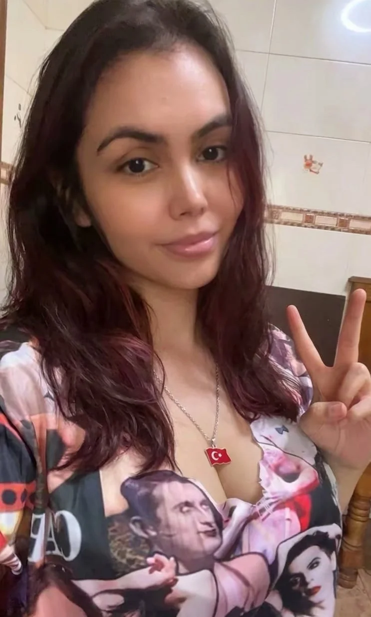 que se suba pero en la verga image 6