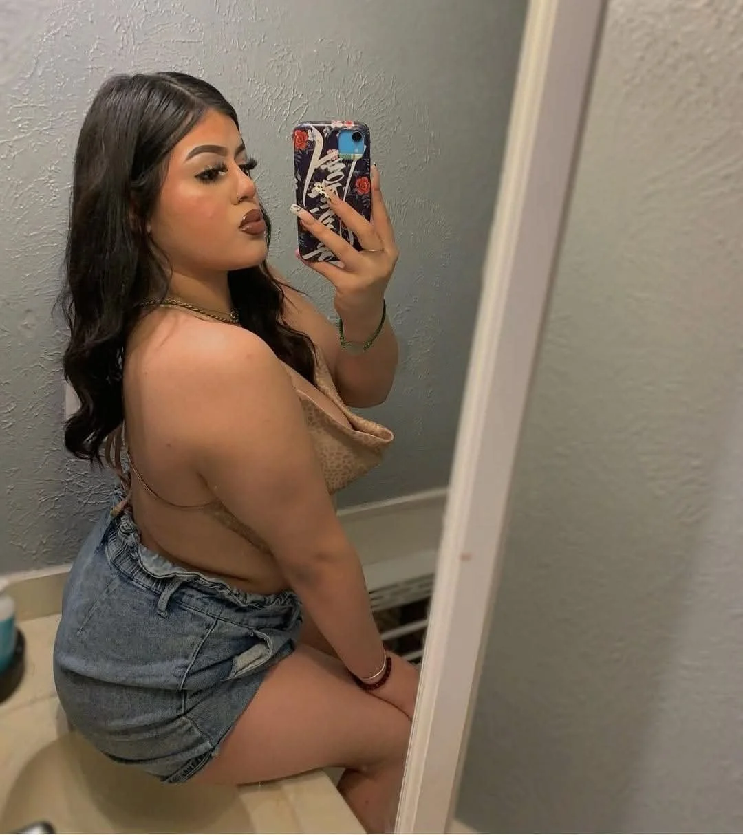 Snowbunny image 3