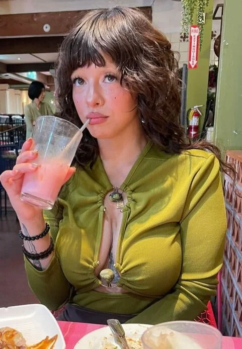 Melanie Martinez 🍒 image 5