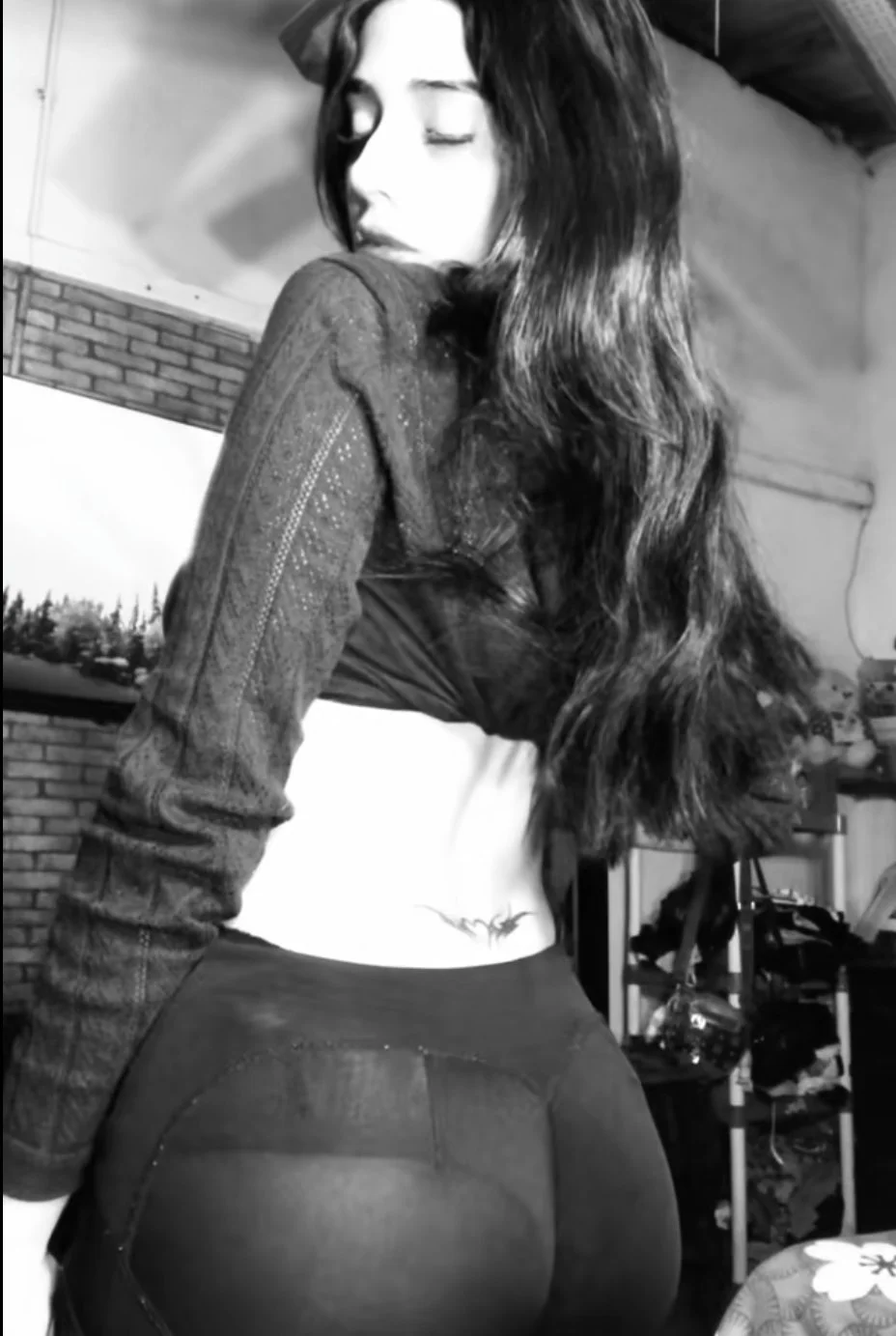 Latina Teen Bop Nicole image 5