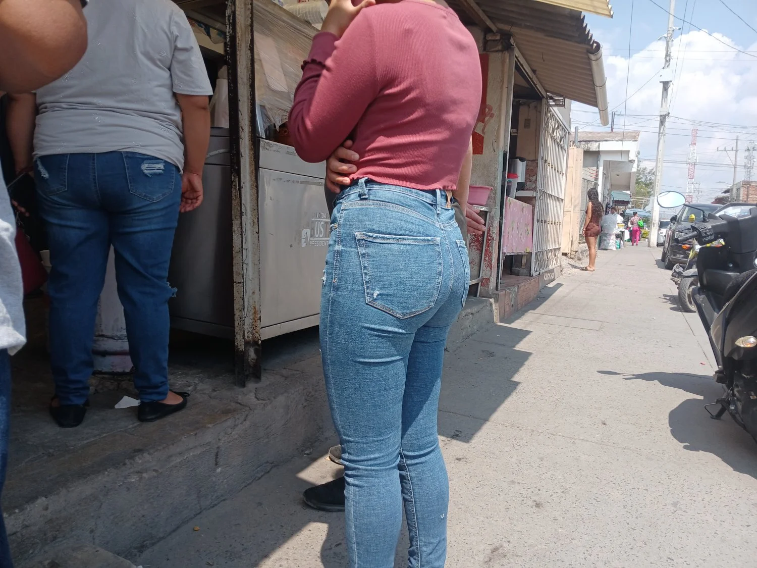 Voyeur hermosa puta en puesto de tacos image 7