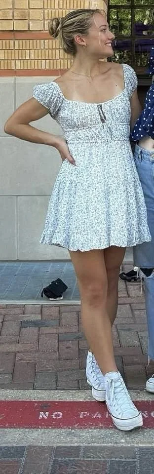 American slut Olivia lost in IRL game image 13