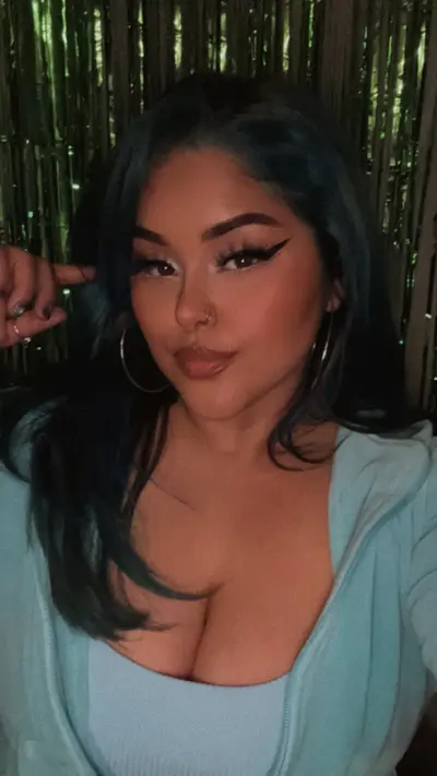Can’t stop gooning to my sexy Latina aunt cover image