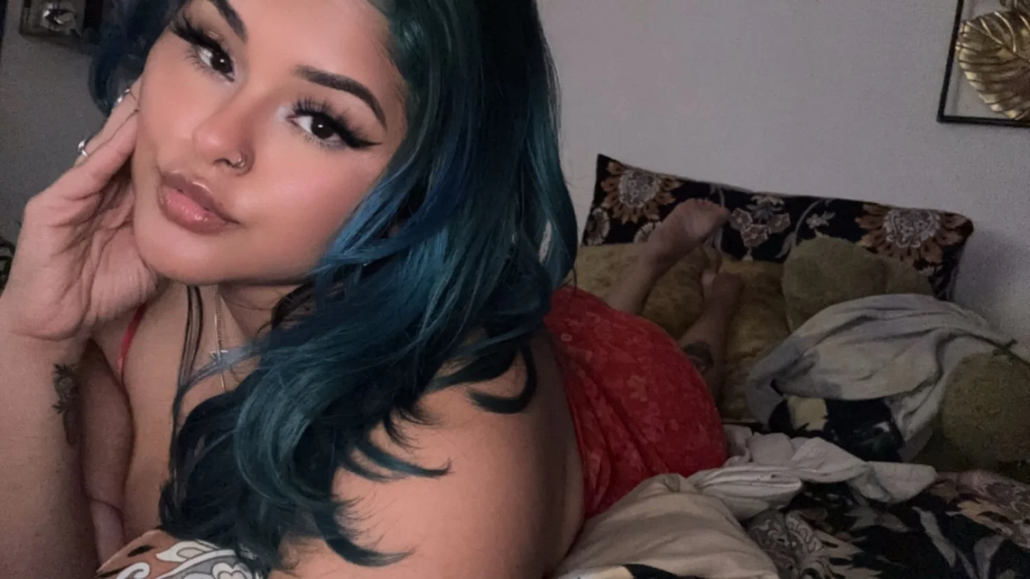 Can’t stop gooning to my sexy Latina aunt image 5