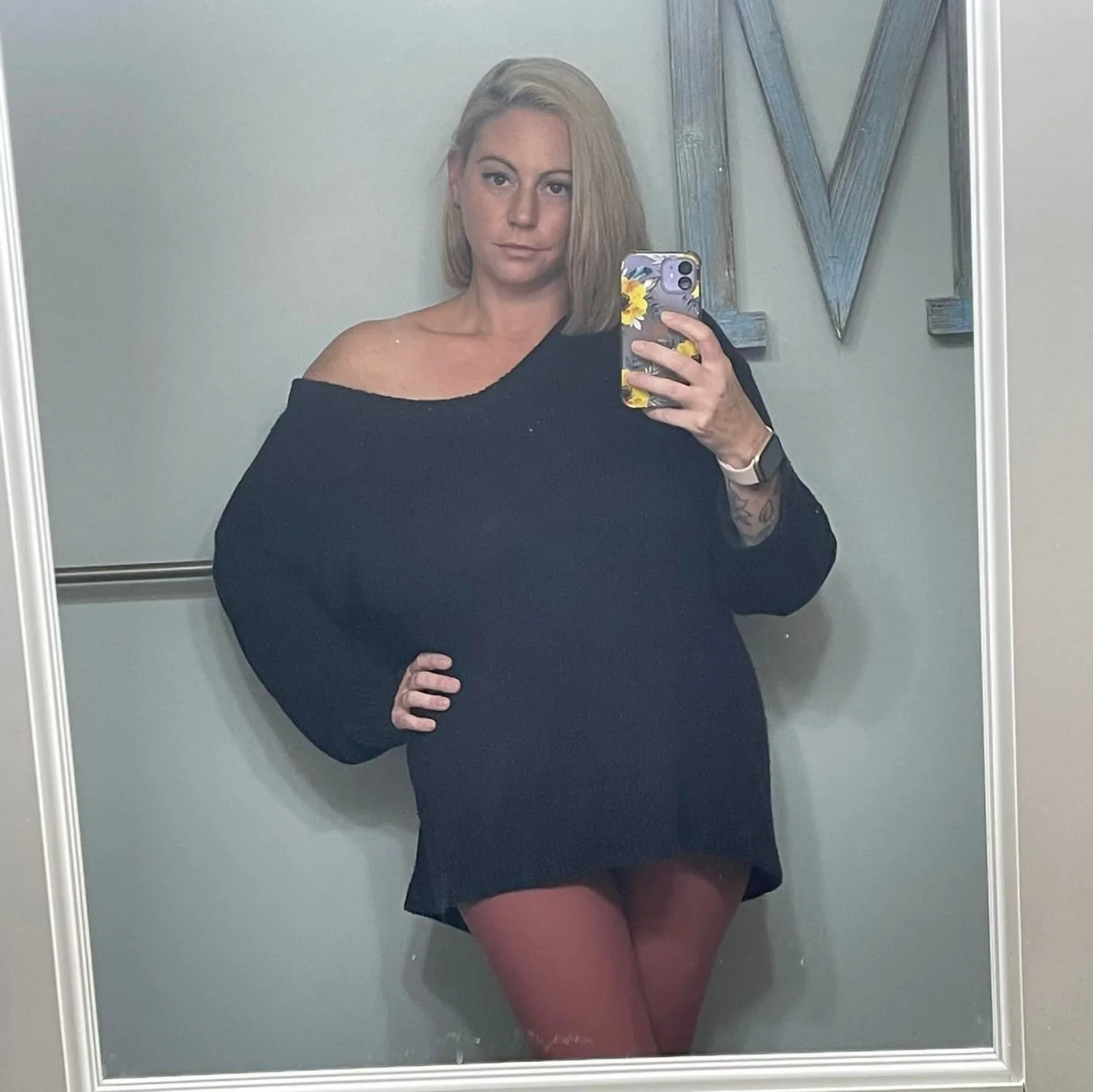 Tatted Pawg milf has a pretty cumface image 13