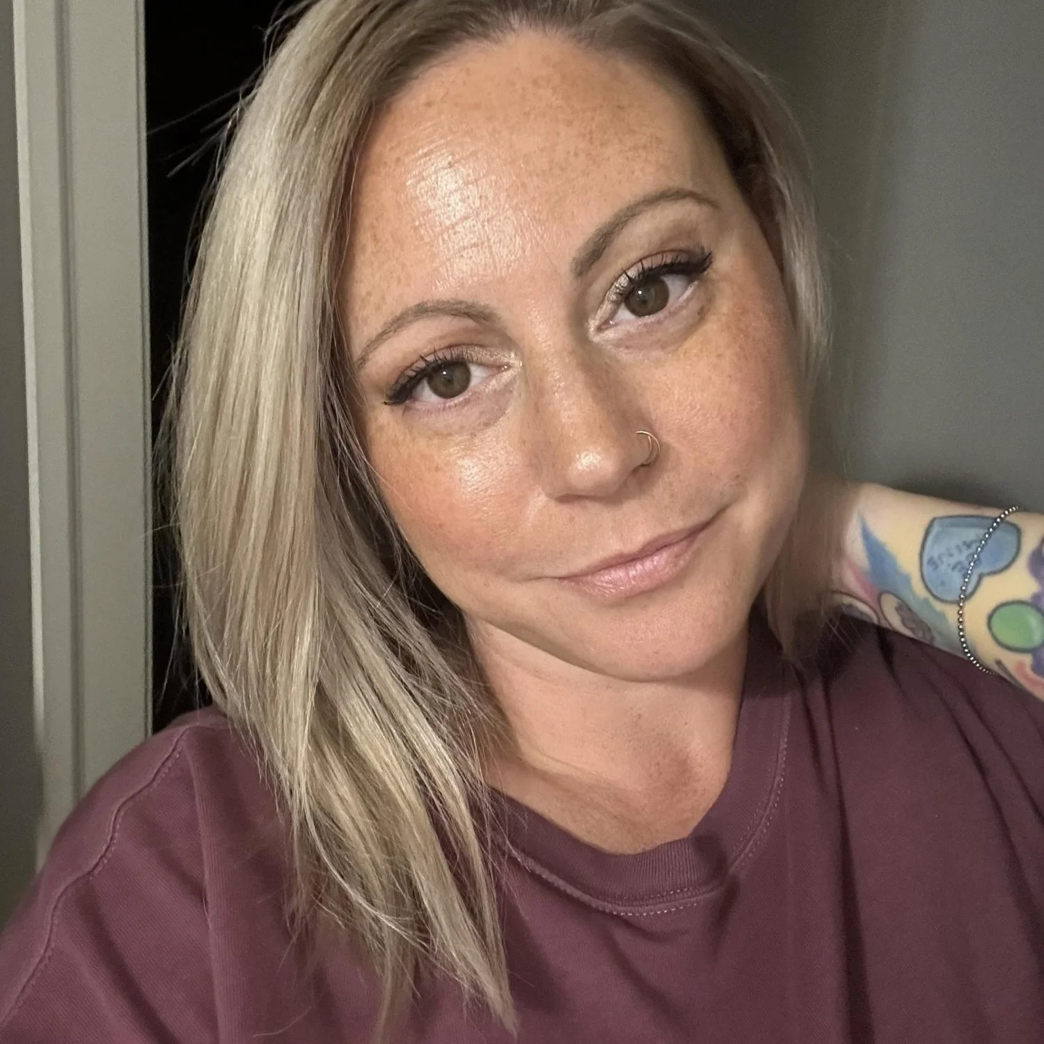 Tatted Pawg milf has a pretty cumface image 3