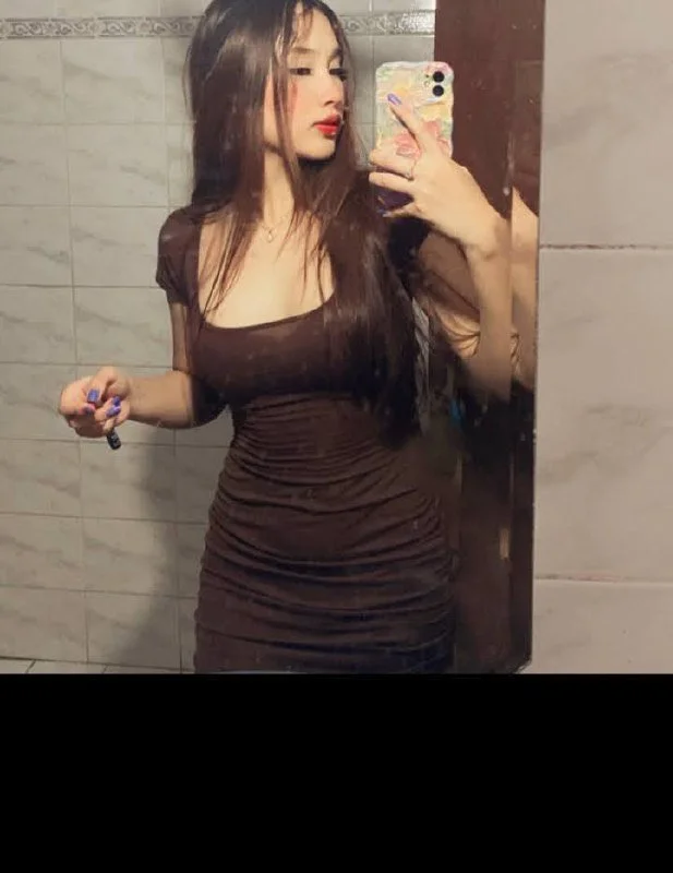 La putita de Pau, Scort de mty image 1