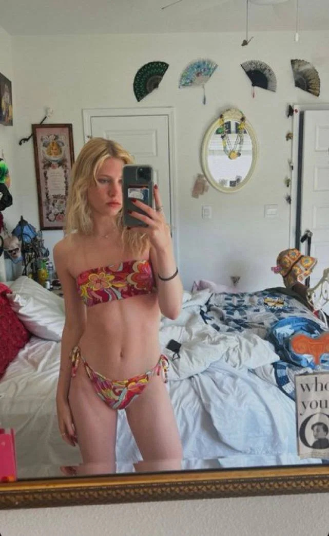 Ella 21 image 19
