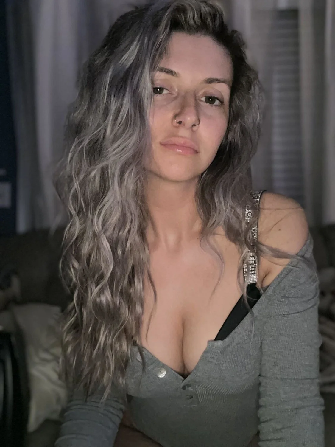 Sexy KIK slut, 28, loves her hot body image 10