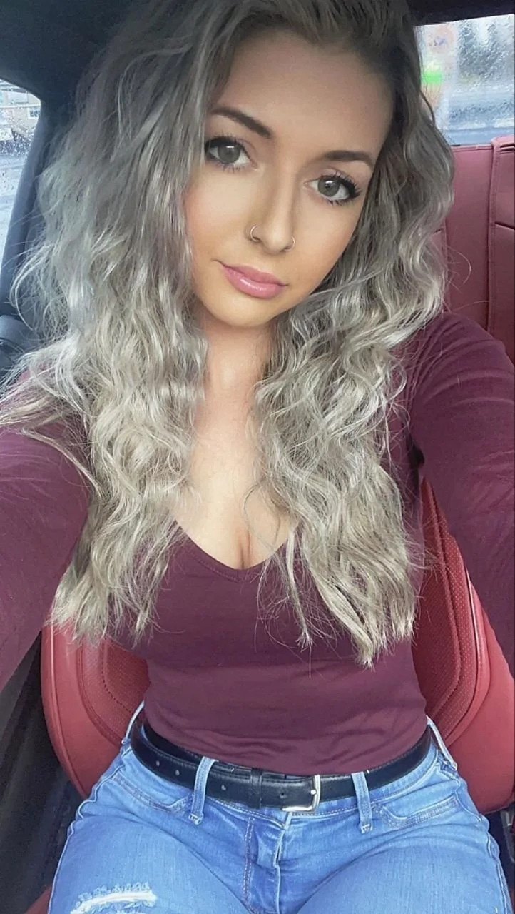 Sexy KIK slut, 28, loves her hot body image 13