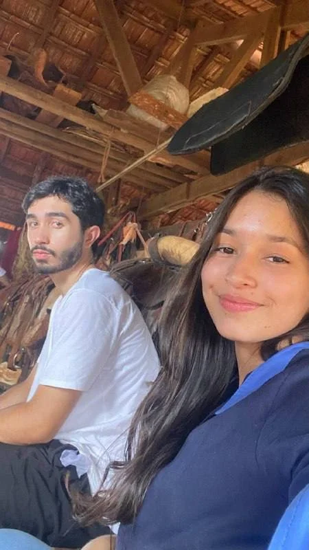novinha recepcionista casada caiu na net dando de aliança image 2