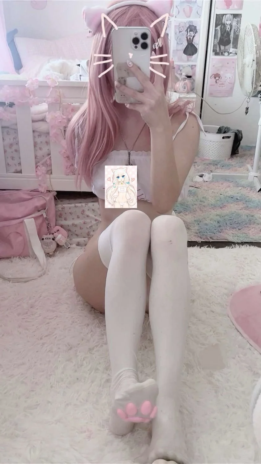 cute kawaii egirl image 7