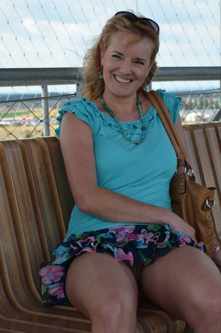 Czech milf image 18