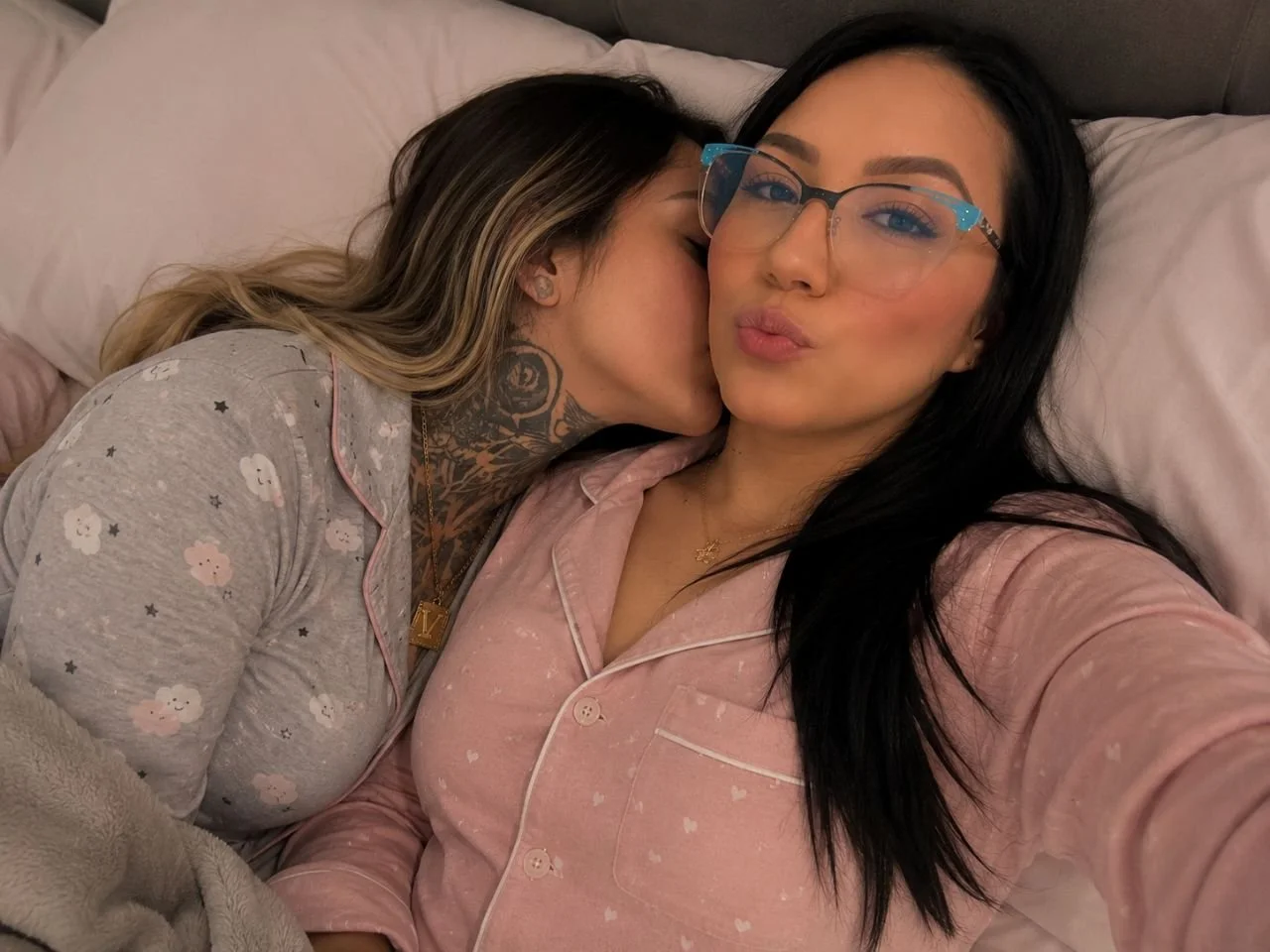 Ensaio vizinha e amiga IA image 8