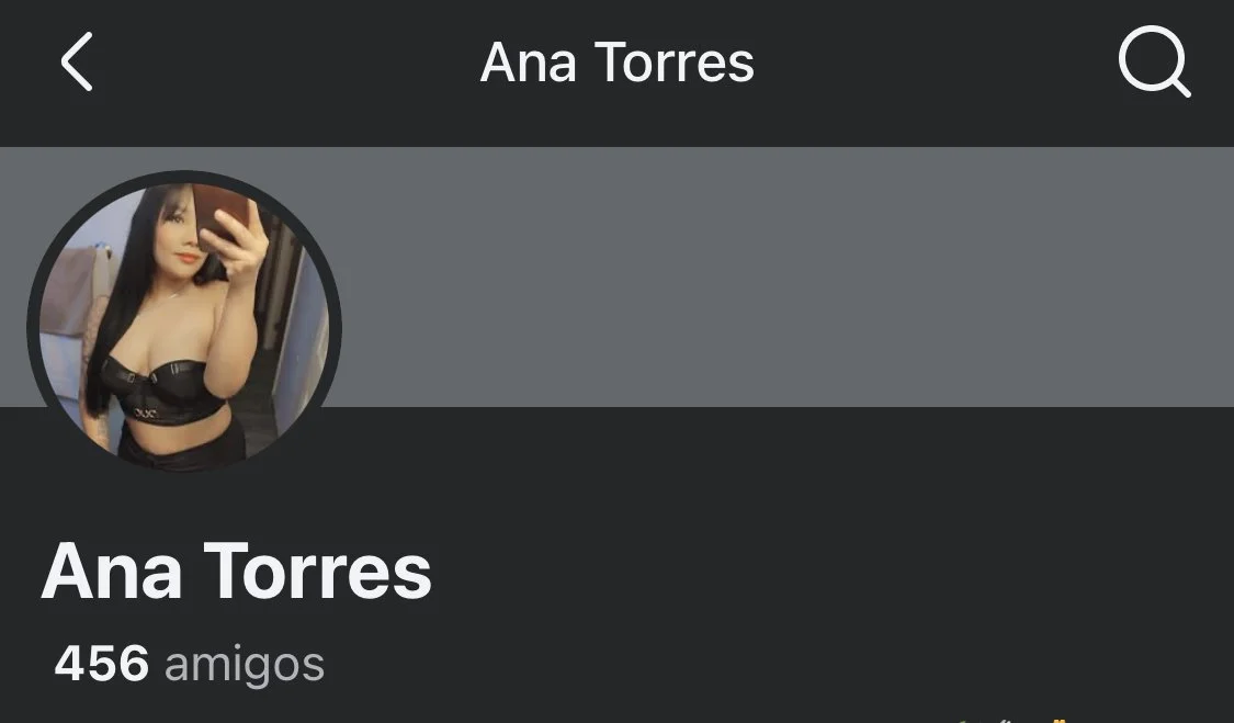 Anna Torres puta tetona image 1