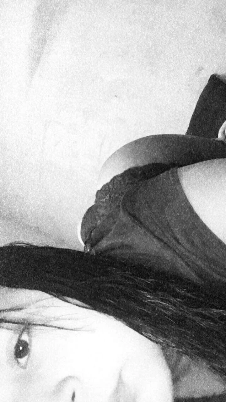 Anna Torres puta tetona image 2