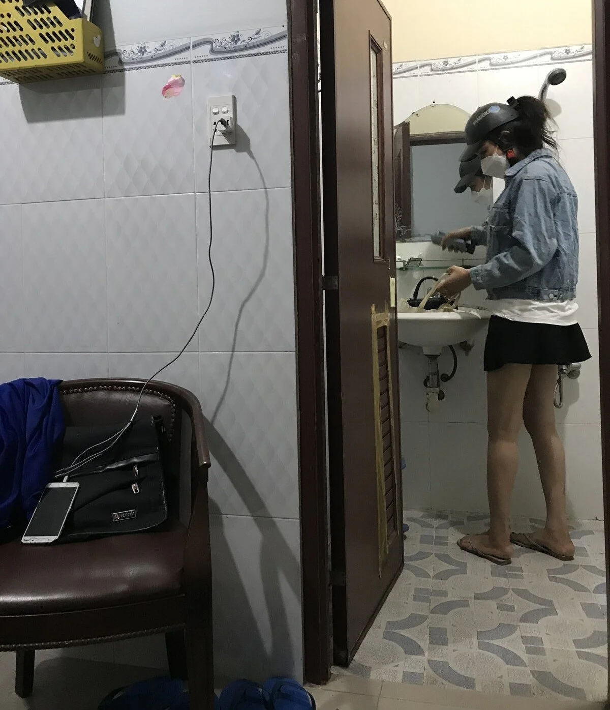 Trans vietnam co giao vy image 3